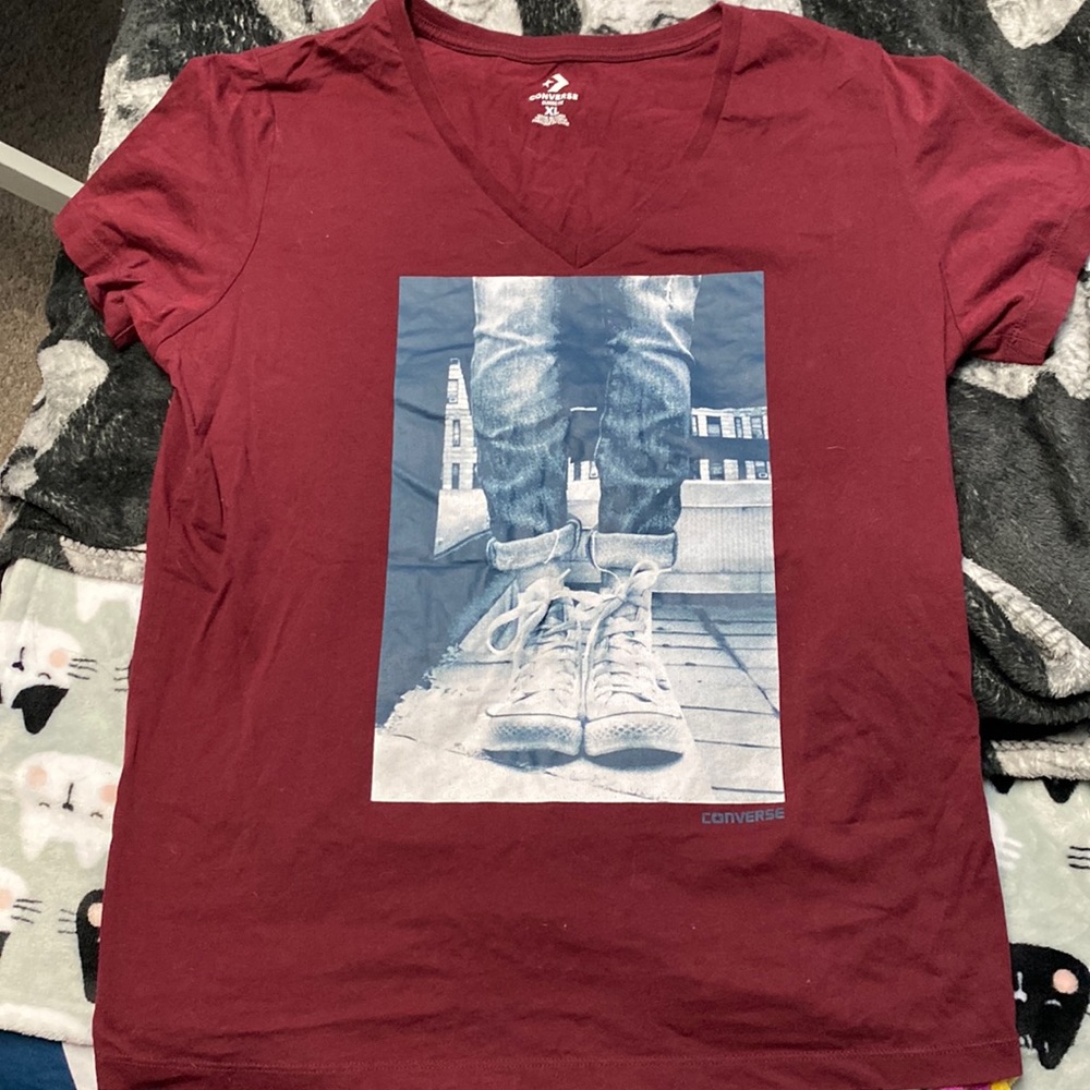 Converse tee shirt